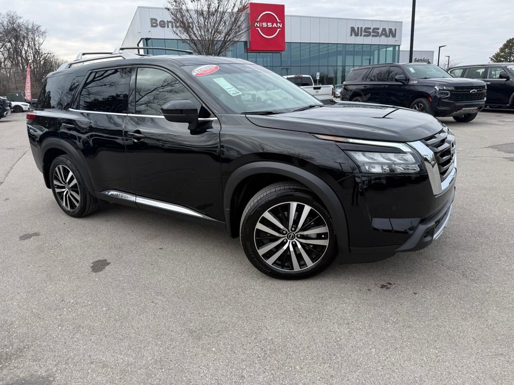 Certified 2025 Nissan Pathfinder Platinum image 51