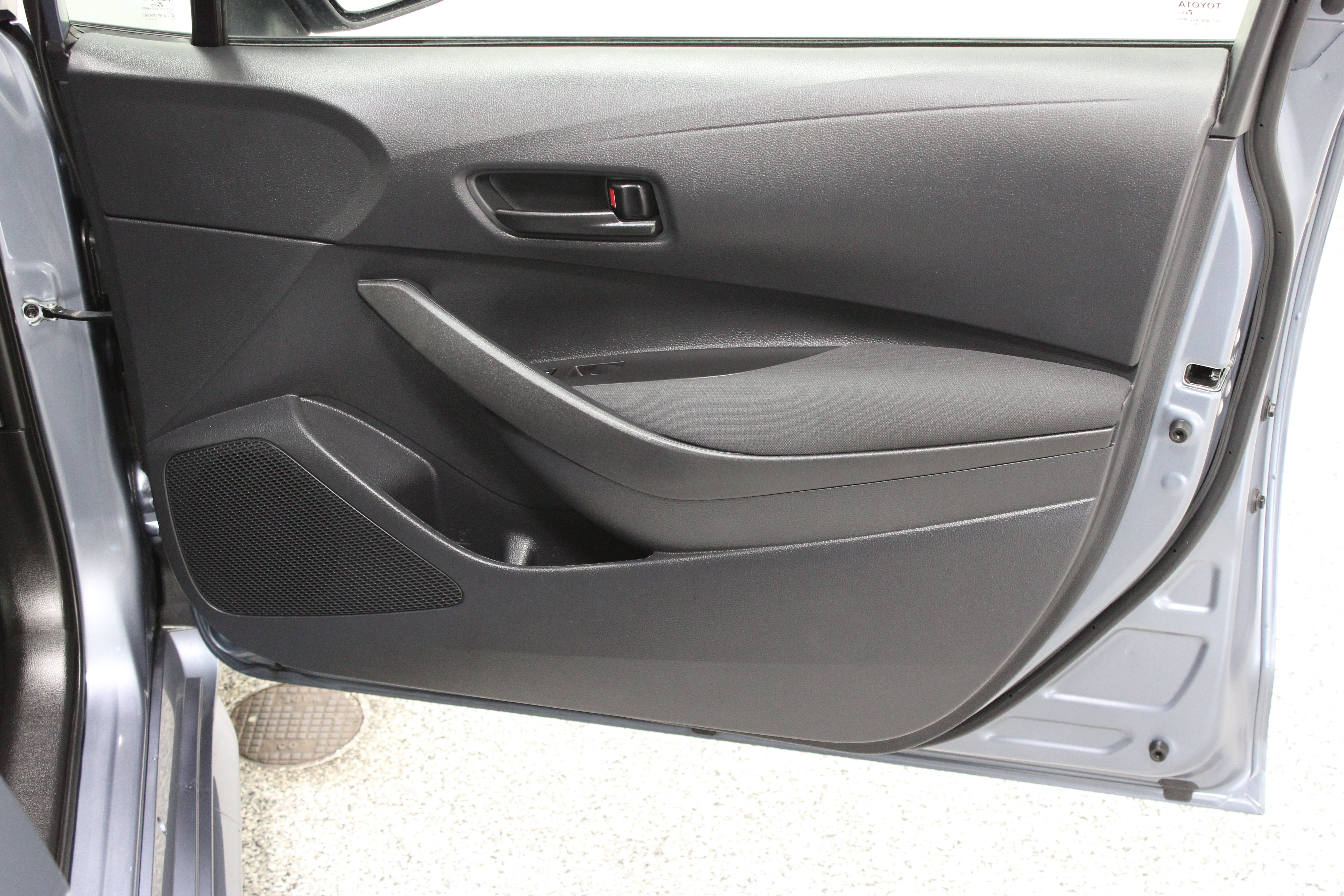 Certified 2026 Toyota Corolla LE FWD image 32