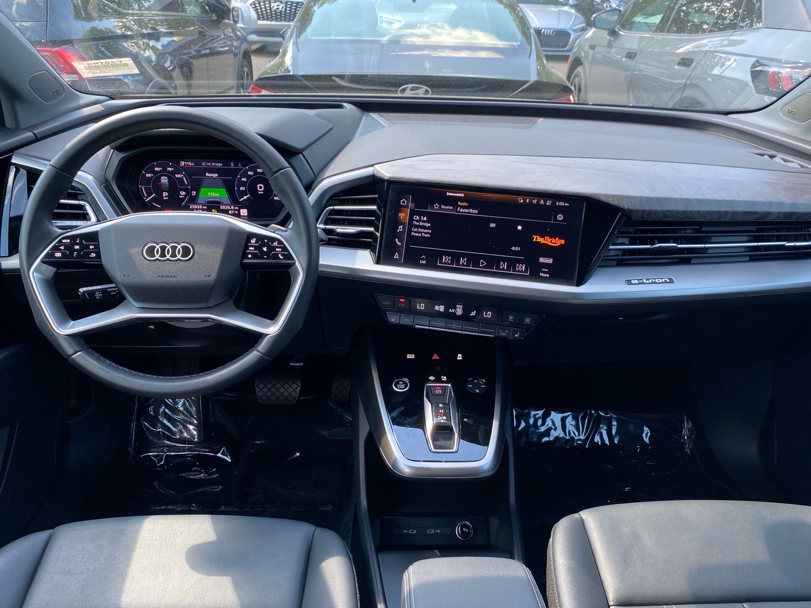 Used 2023 Audi Q4 e-tron Prestige AWD/4WD image 8