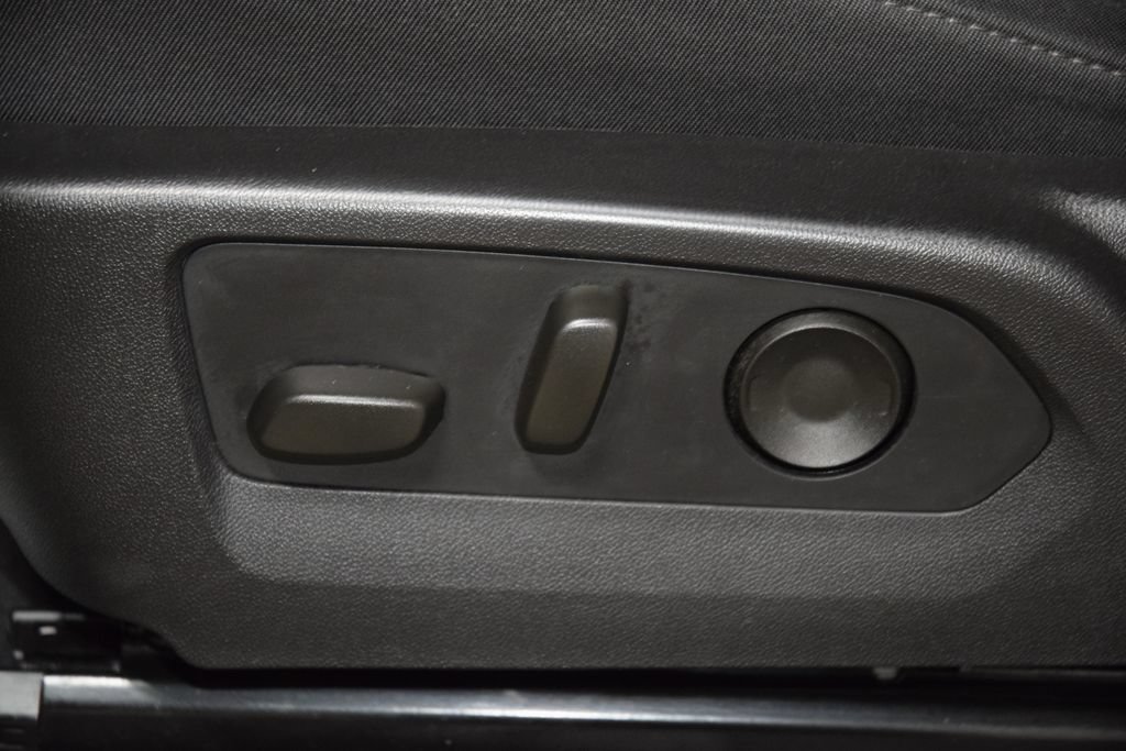 Used 2024 Chevrolet Colorado Trail Boss w/ Technology Package AWD/4WD image 41