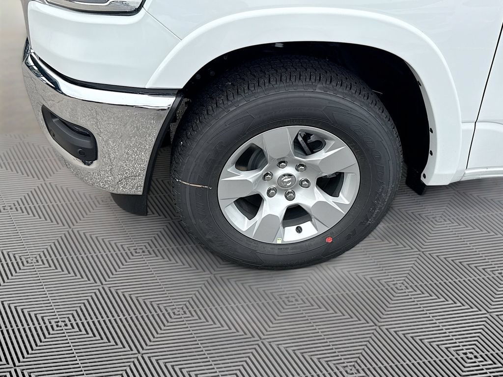 Used 2025 RAM 1500 Big Horn RWD image 34