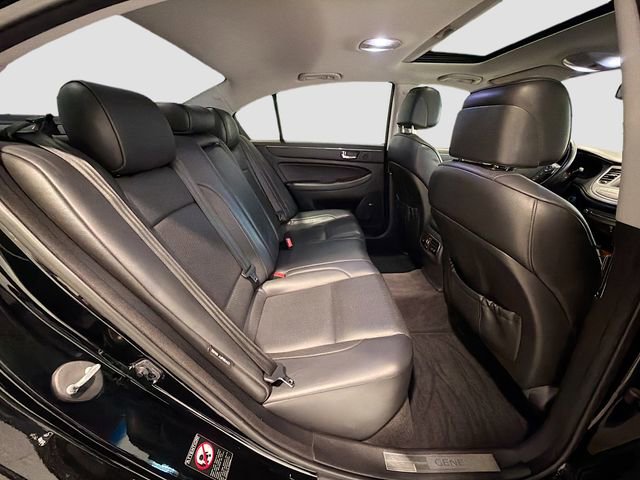 Used 2009 Hyundai Genesis 3.8 w/ Technology Pkg 4 image 24