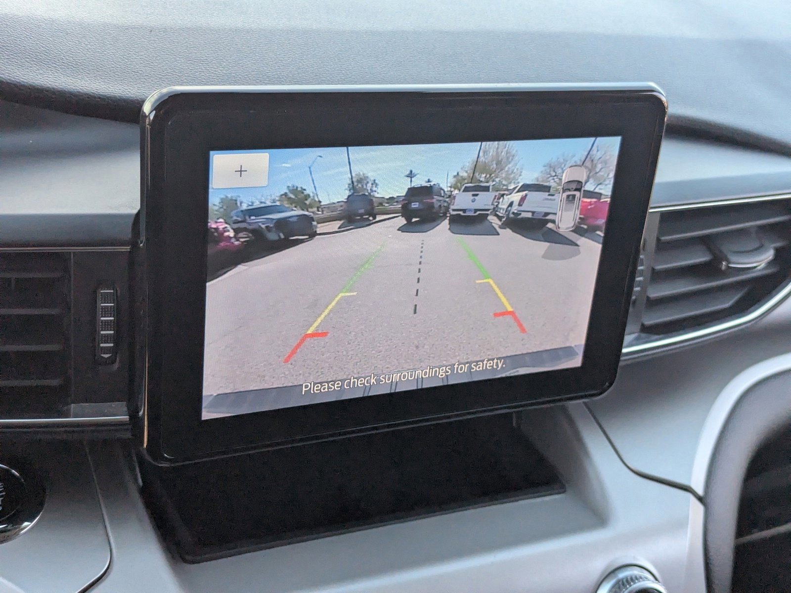 Used 2021 Ford Explorer XLT w/ Equipment Group 202A image 28