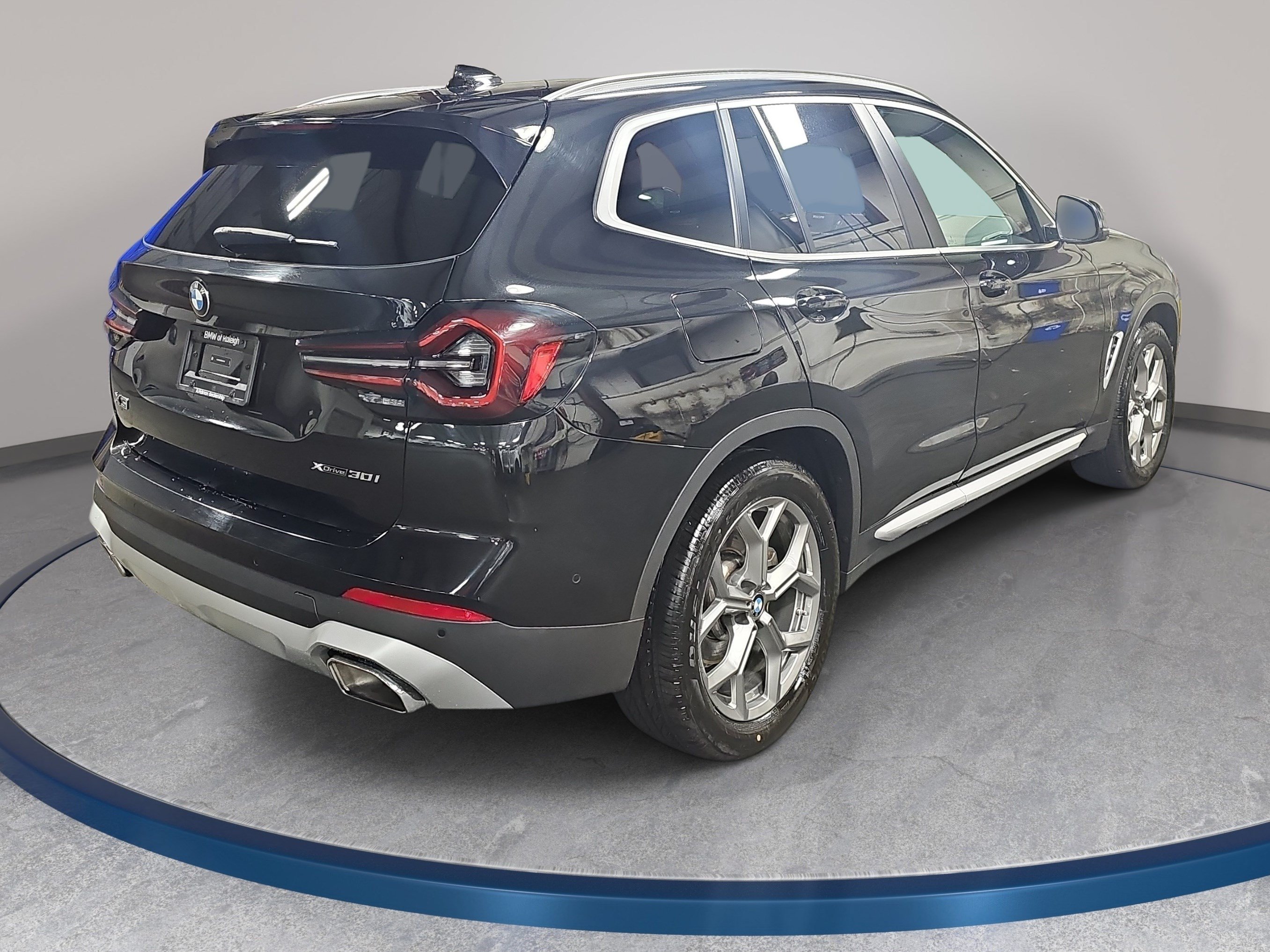 Certified 2024 BMW X3 xDrive30i w/ Premium Package AWD/4WD image 6