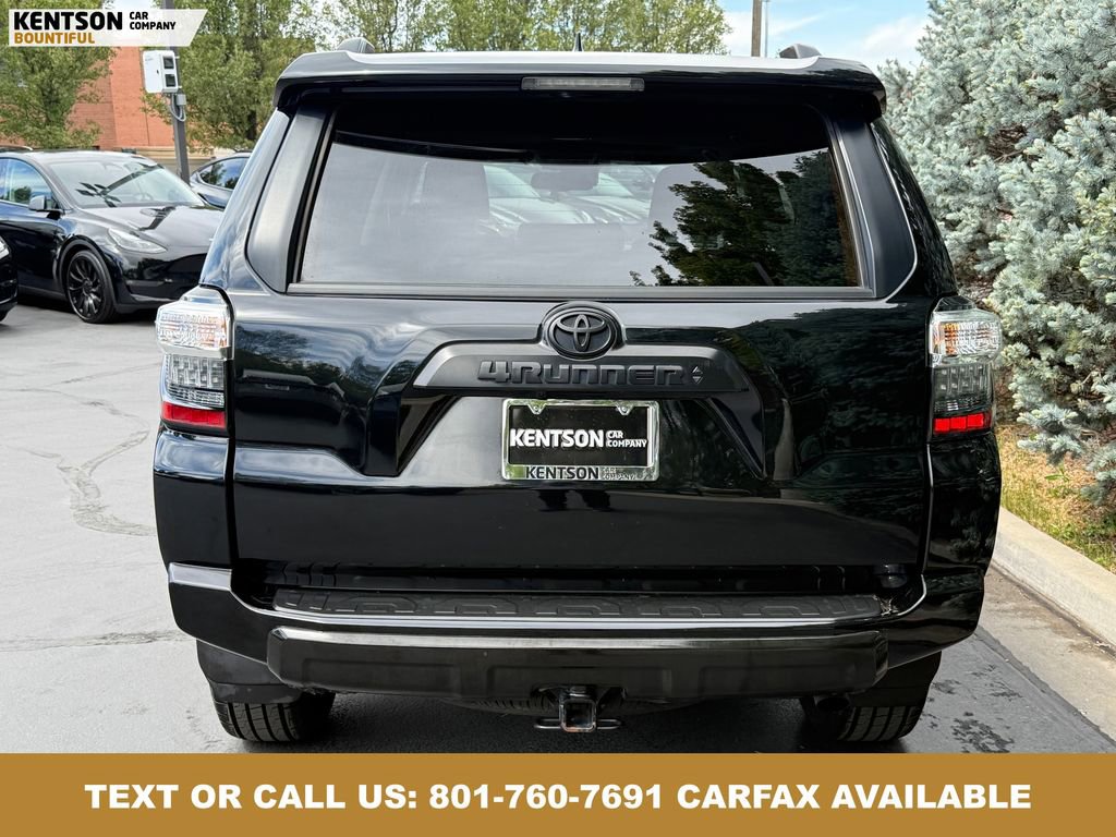 Used 2022 Toyota 4Runner TRD Off-Road Premium w/ Moonroof Package AWD/4WD image 7