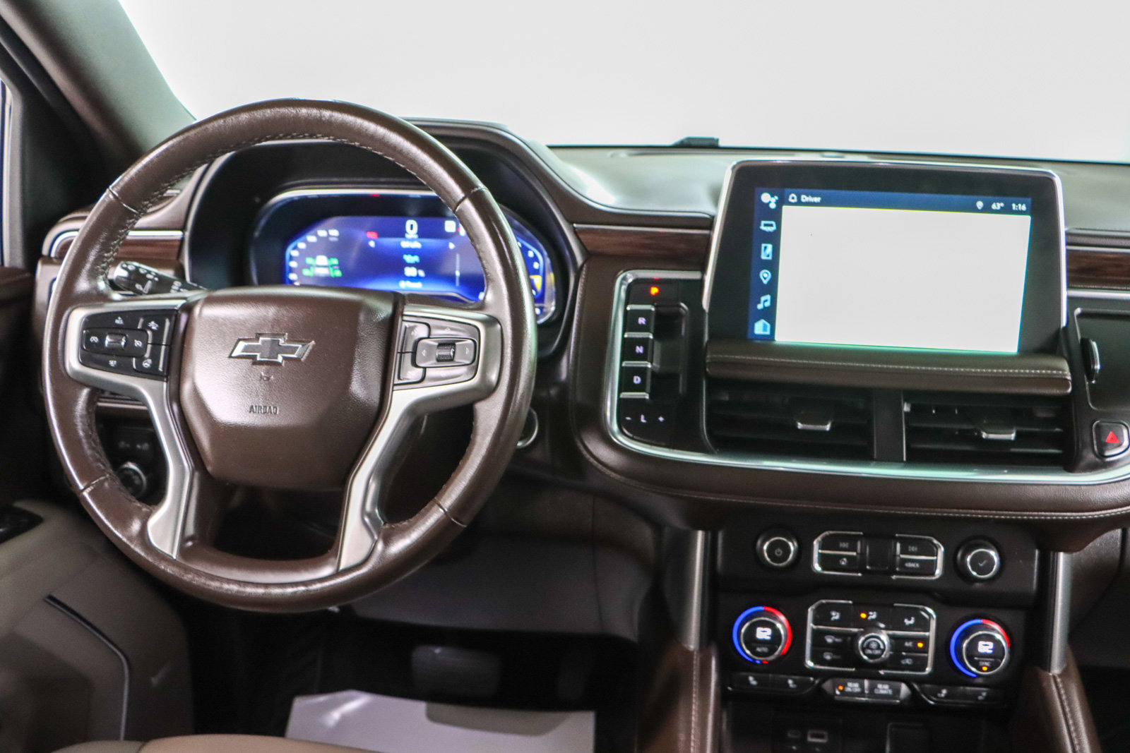 Used 2023 Chevrolet Tahoe Z71 w/ Luxury Package image 18