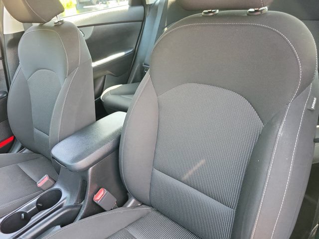 Used 2021 Kia Forte LXS FWD image 11