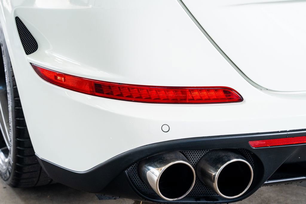 Used 2016 Ferrari California T image 28