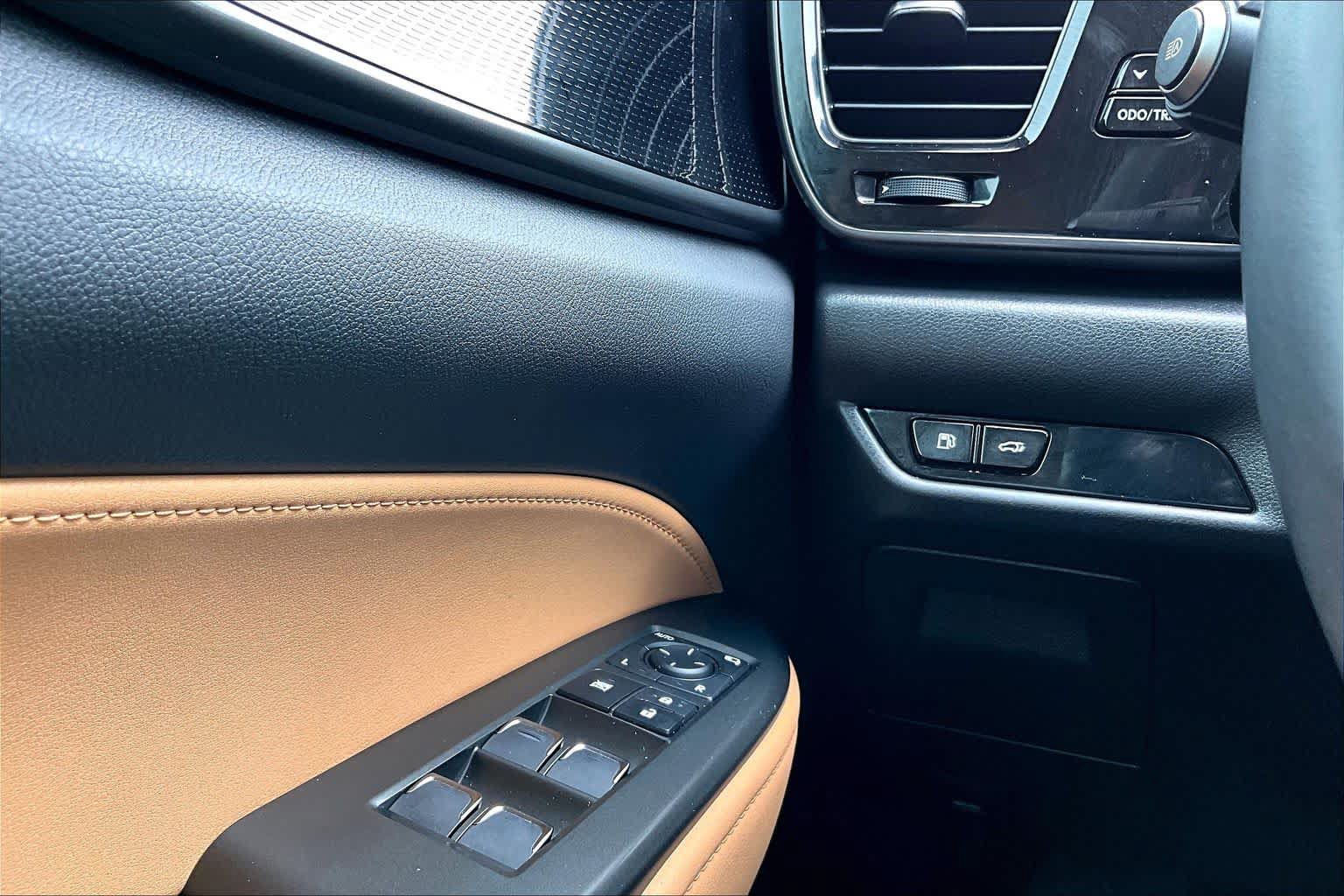 Used 2024 Lexus NX 250 FWD w/ Cold Area Package image 34