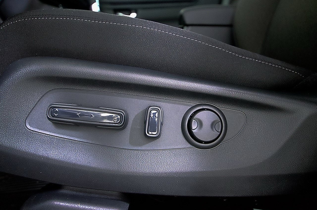 Used 2025 Honda CR-V EX image 22