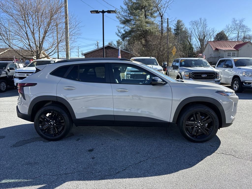 New 2026 Chevrolet Trax ACTIV w/ Driver Confidence Package image 9