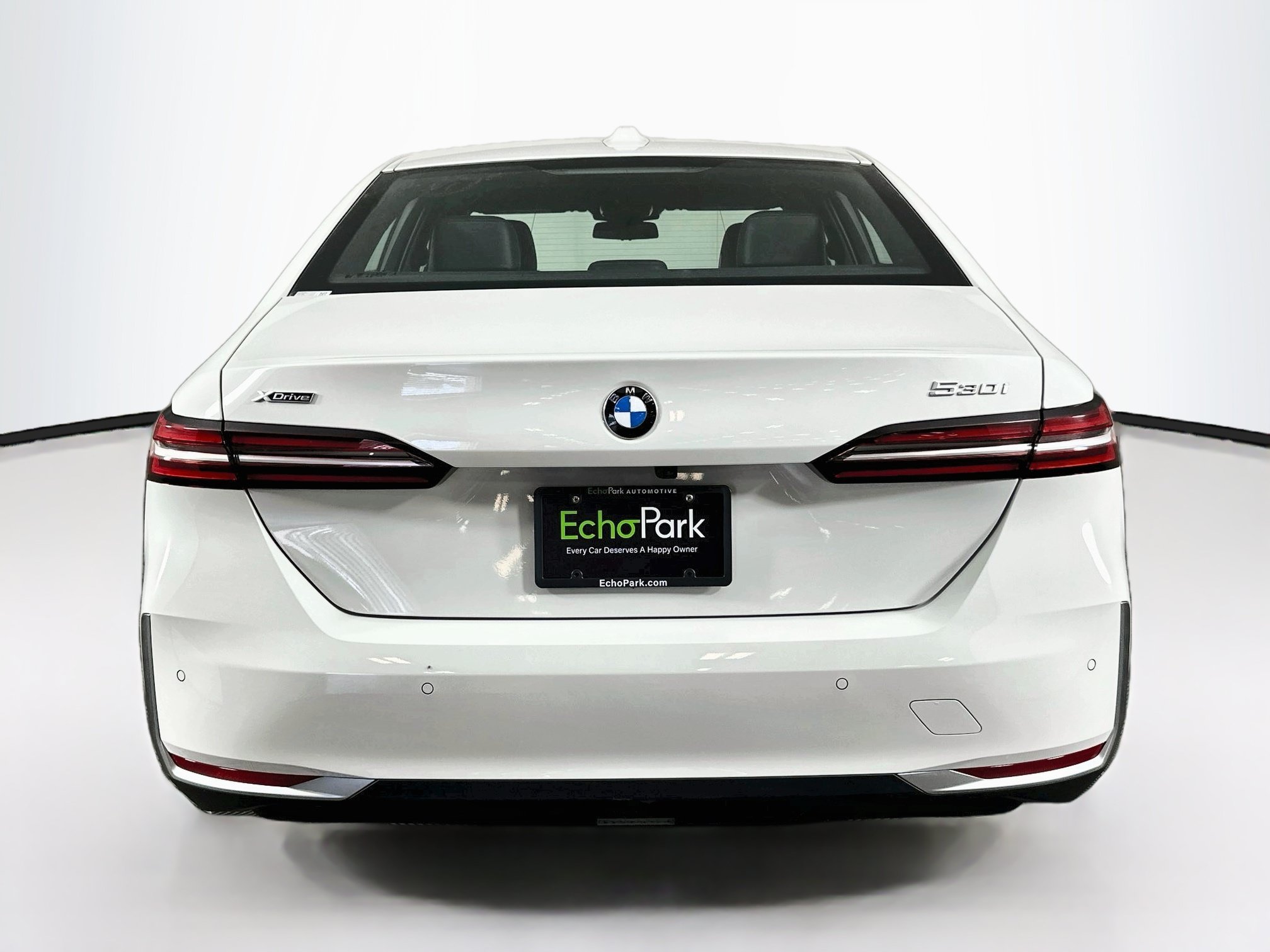 Used 2026 BMW 530i xDrive AWD/4WD image 7