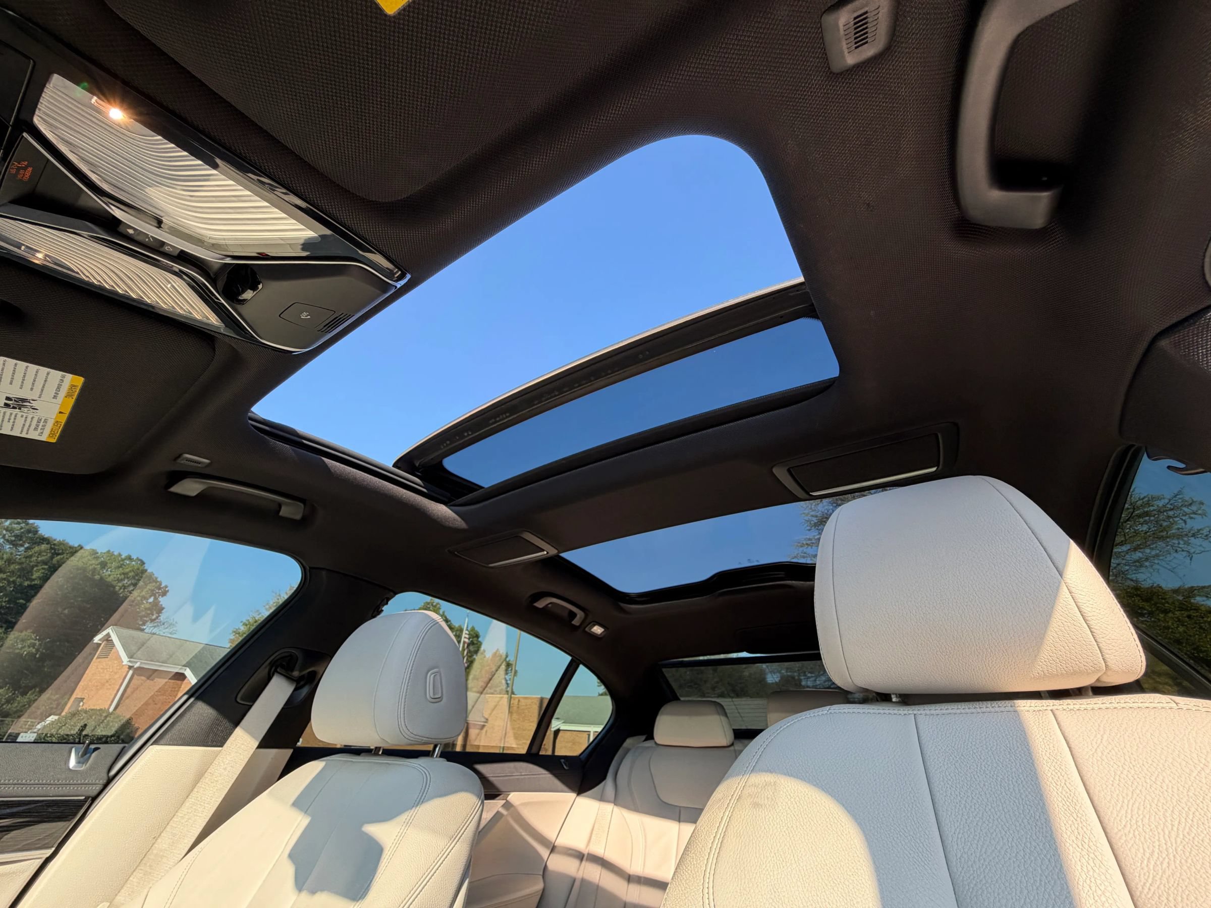 Used 2019 BMW 740i xDrive w/ M Sport Package AWD/4WD image 20