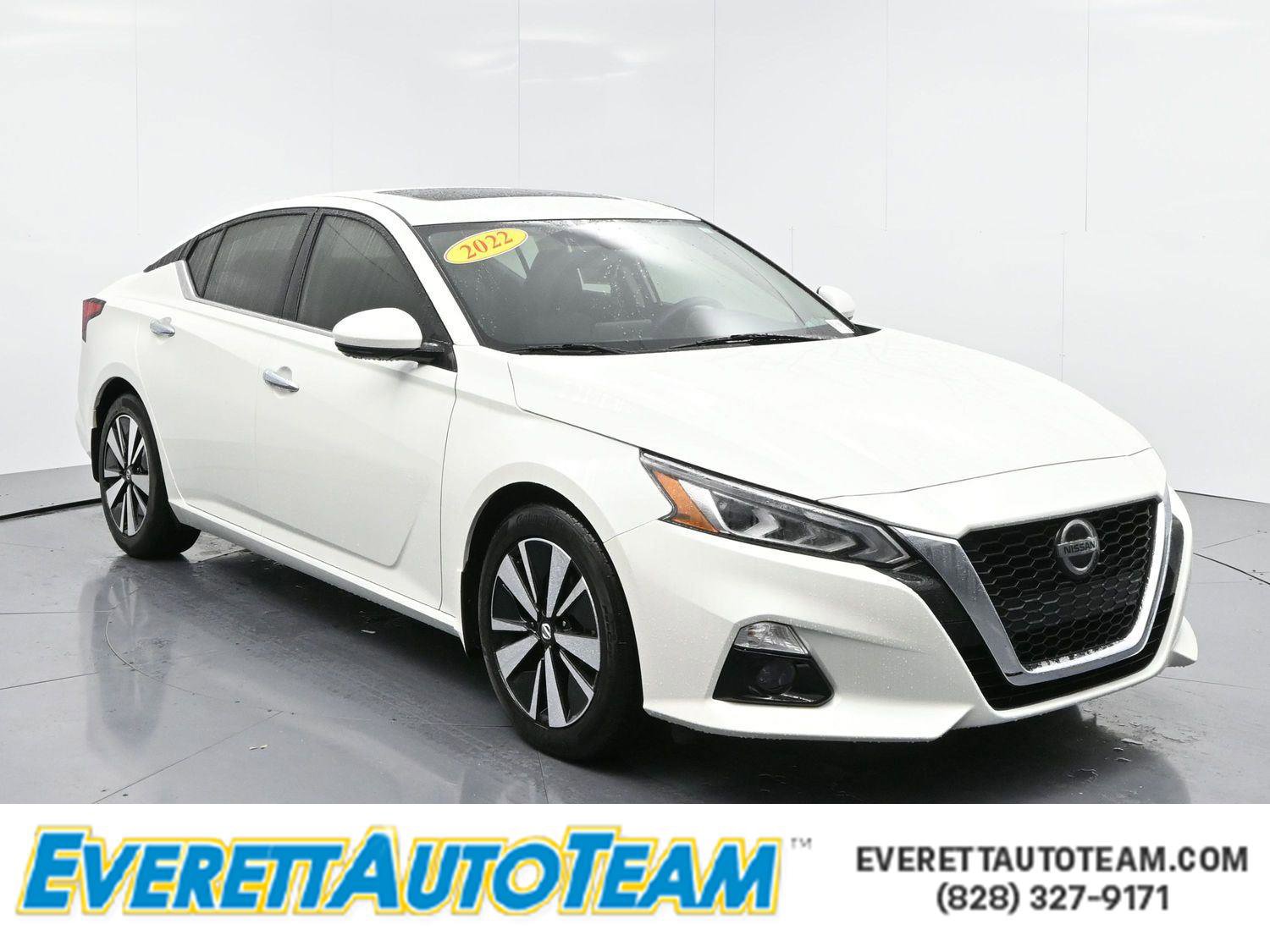 Used 2022 Nissan Altima 2.5 SL image 1
