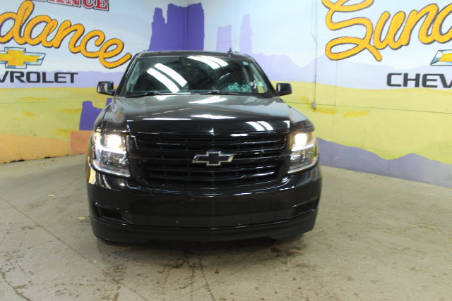Used 2020 Chevrolet Tahoe LT w/ RST Edition AWD/4WD image 3