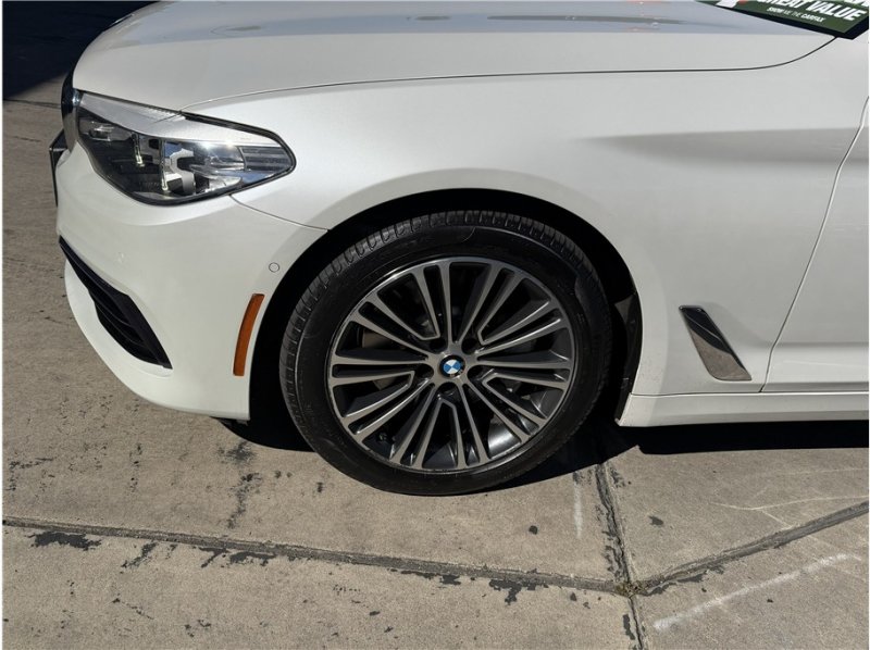 Used 2019 BMW 540i RWD image 11