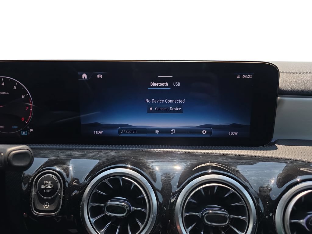 Used 2025 Mercedes-Benz CLA 250 image 21