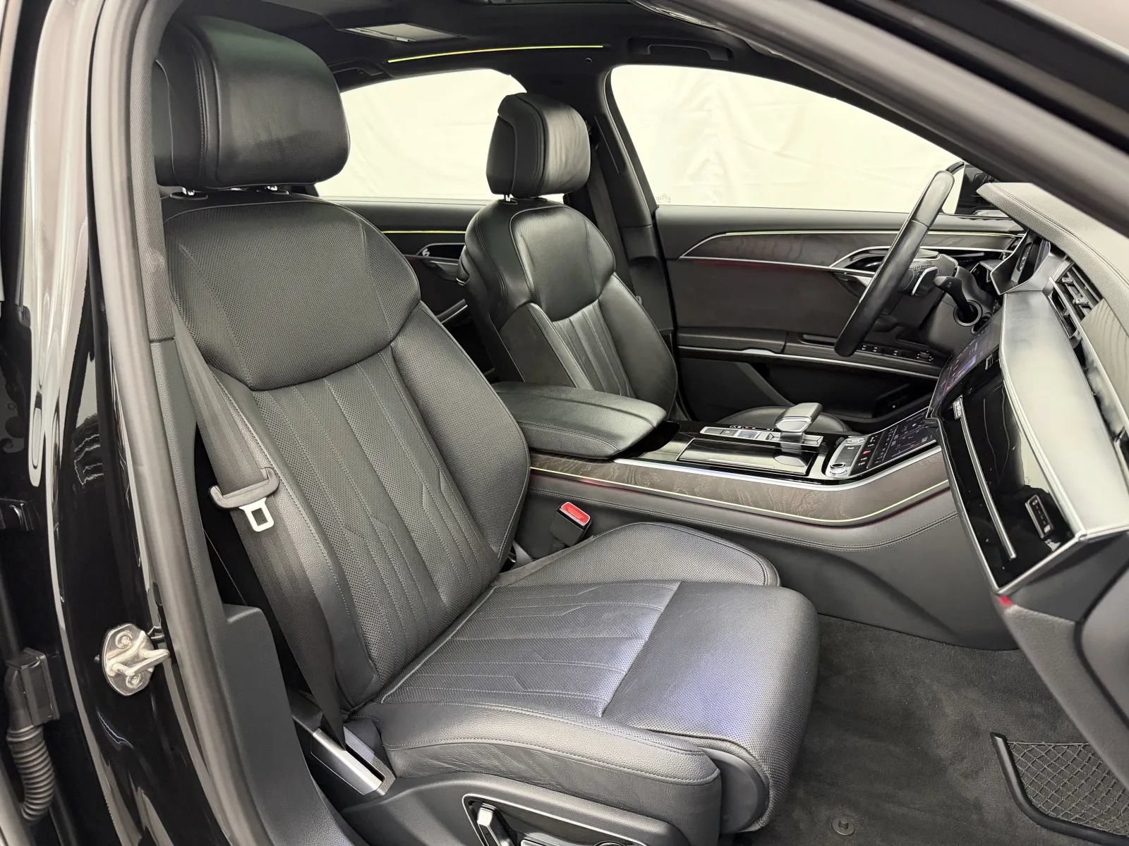 Used 2020 Audi A8 L 4.0T w/ Executive Package AWD/4WD image 54