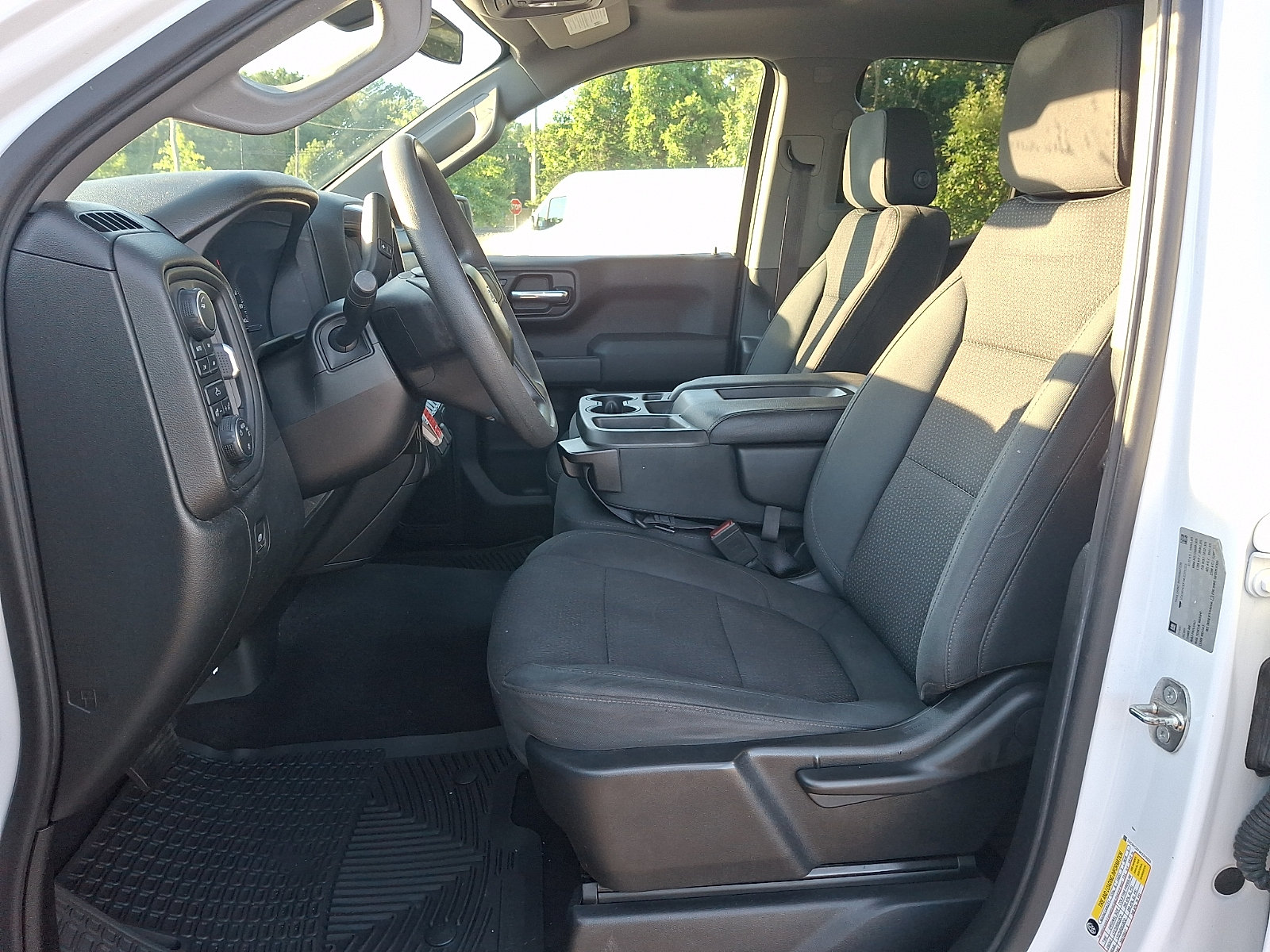 Used 2019 Chevrolet Silverado 1500 Custom Trail Boss w/ Custom Convenience Package AWD/4WD image 13