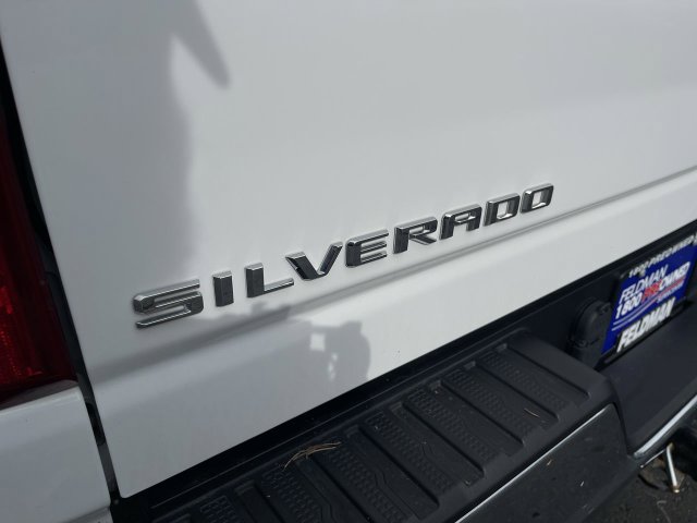 Used 2024 Chevrolet Silverado 2500 LT w/ Convenience Package AWD/4WD image 32