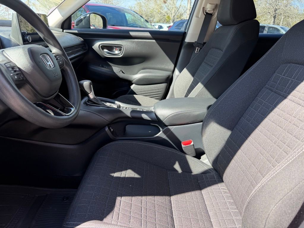 Certified 2023 Honda HR-V LX image 17