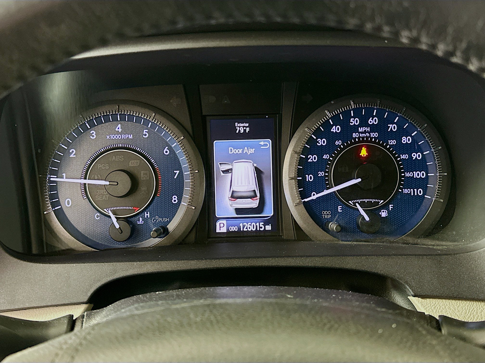 Used 2015 Toyota Sienna XLE FWD image 19