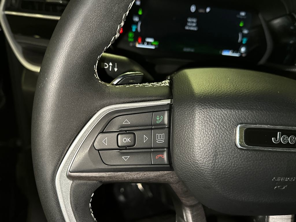 Used 2022 Jeep Grand Cherokee Limited 4xe w/ Luxury Tech Group II image 23