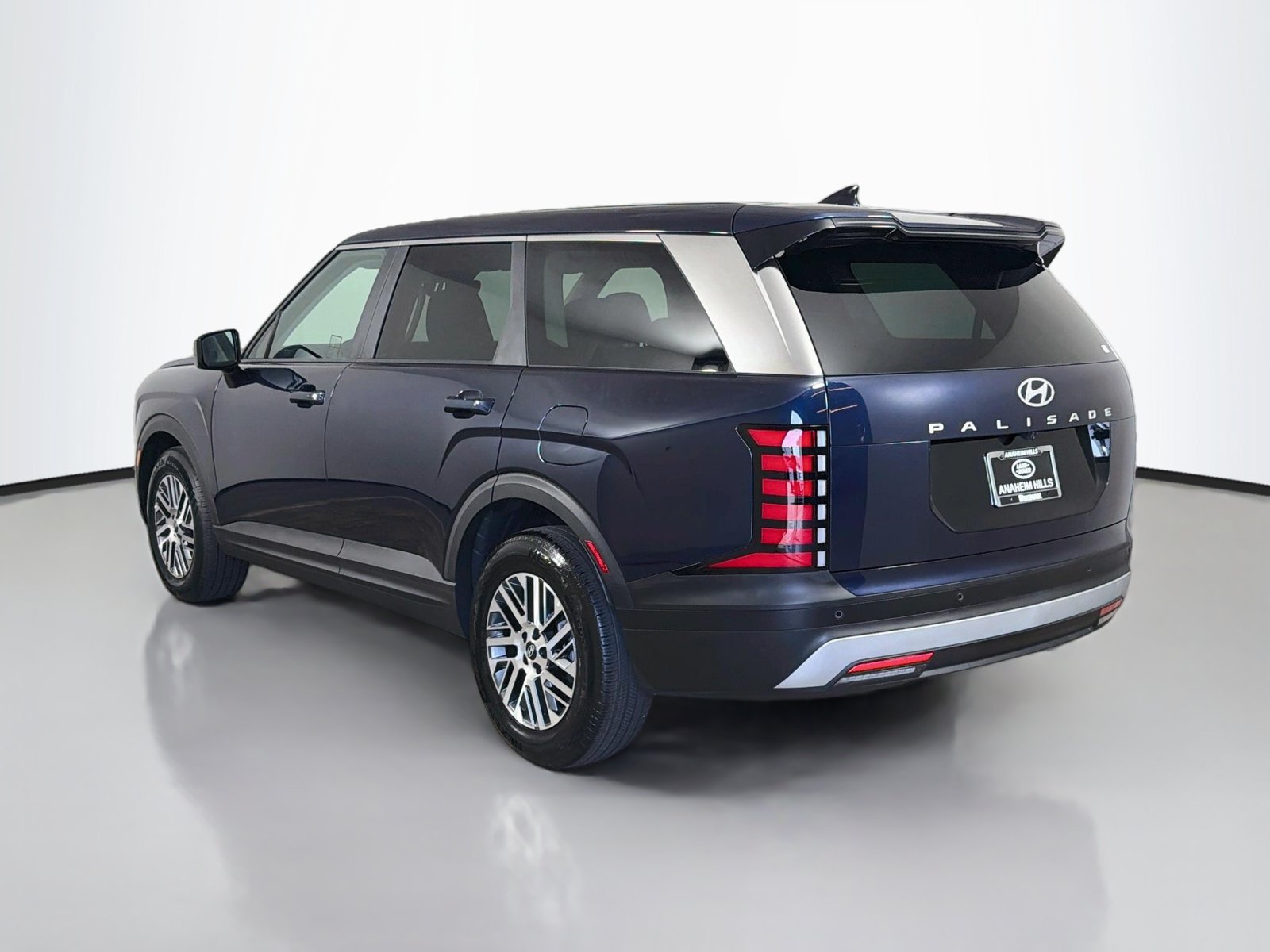 Used 2026 Hyundai Palisade SE FWD image 3
