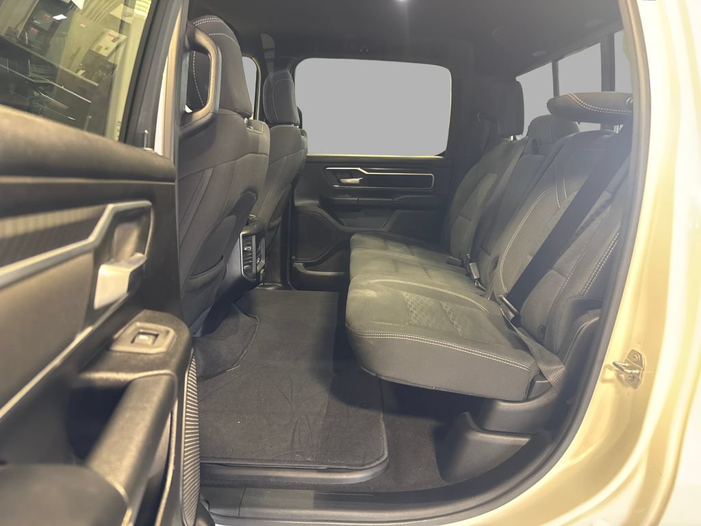 Used 2025 RAM 1500 Big Horn AWD/4WD image 11