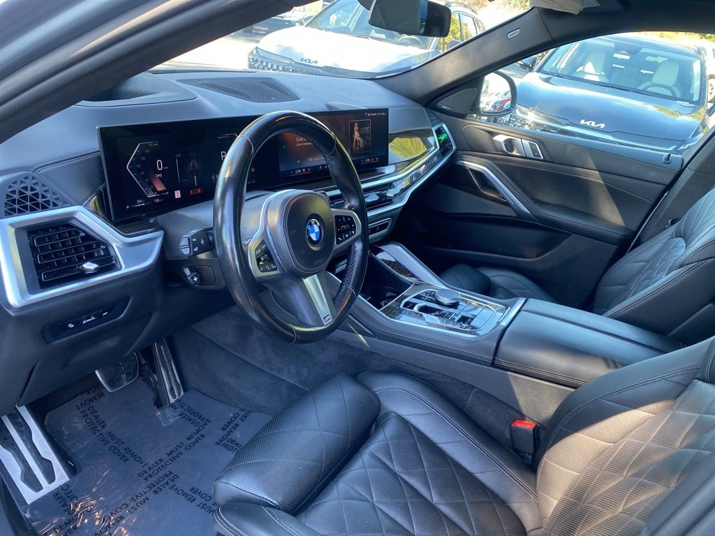 Used 2024 BMW X6 xDrive40i image 10