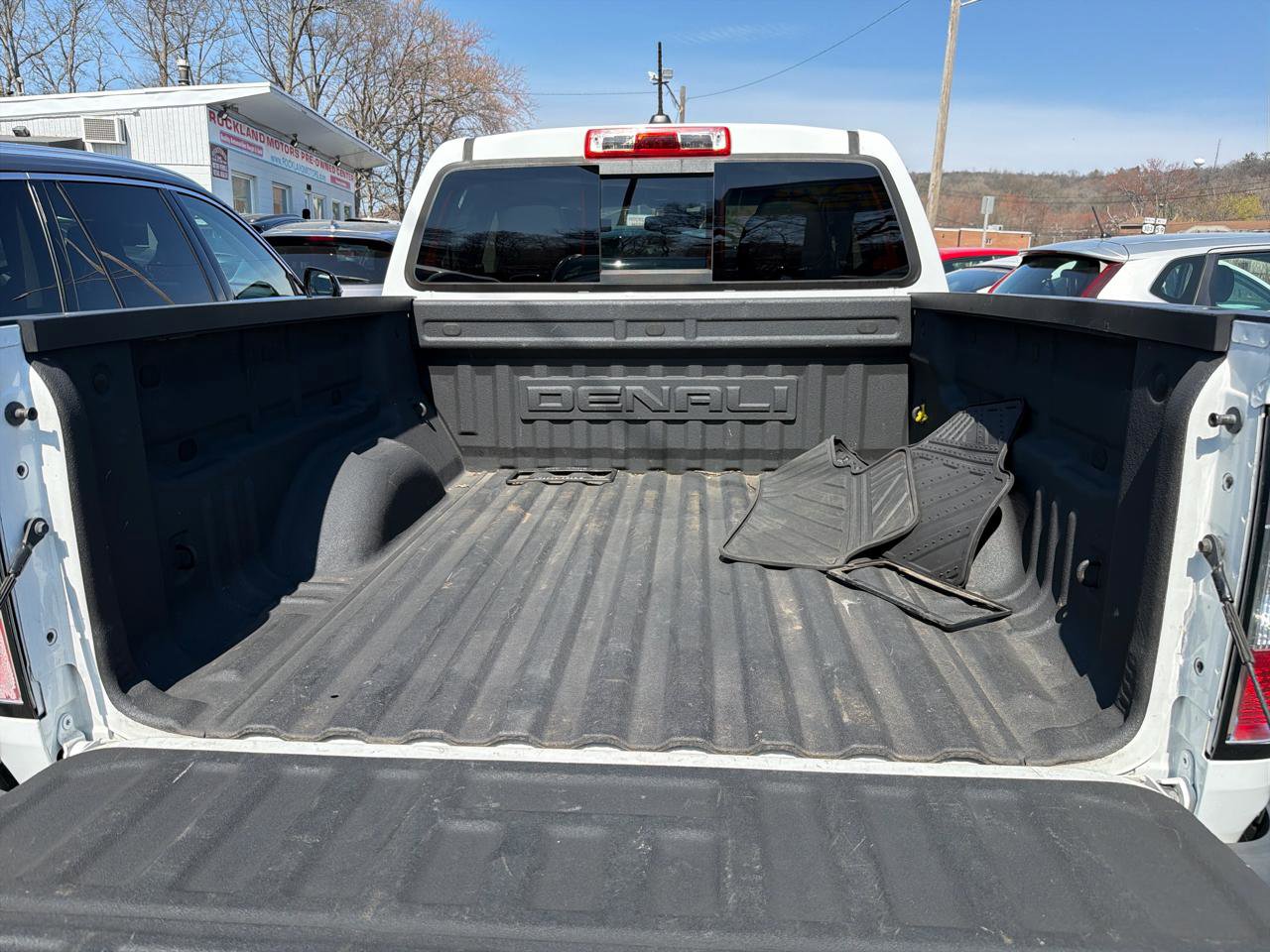 Used 2018 GMC Canyon Denali image 10