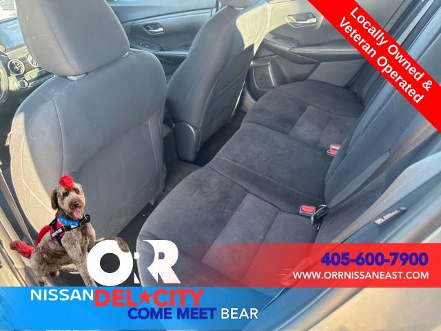 Used 2022 Nissan Sentra SV w/ Trunk Package image 12