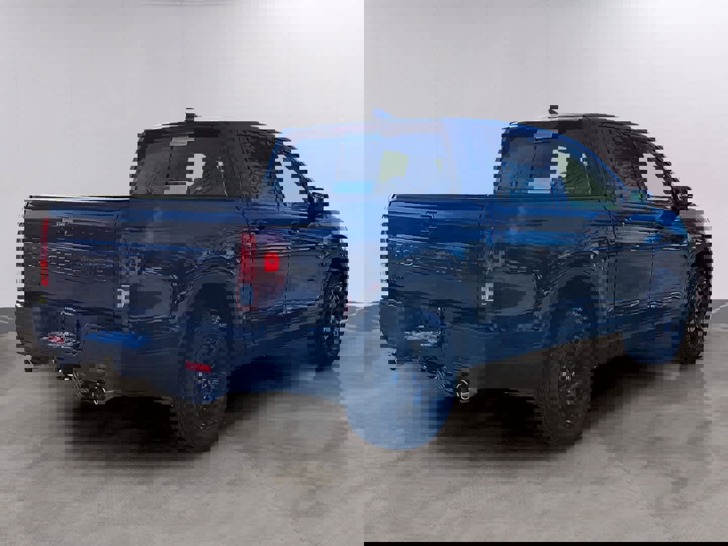 New 2026 Honda Ridgeline Black Edition image 3