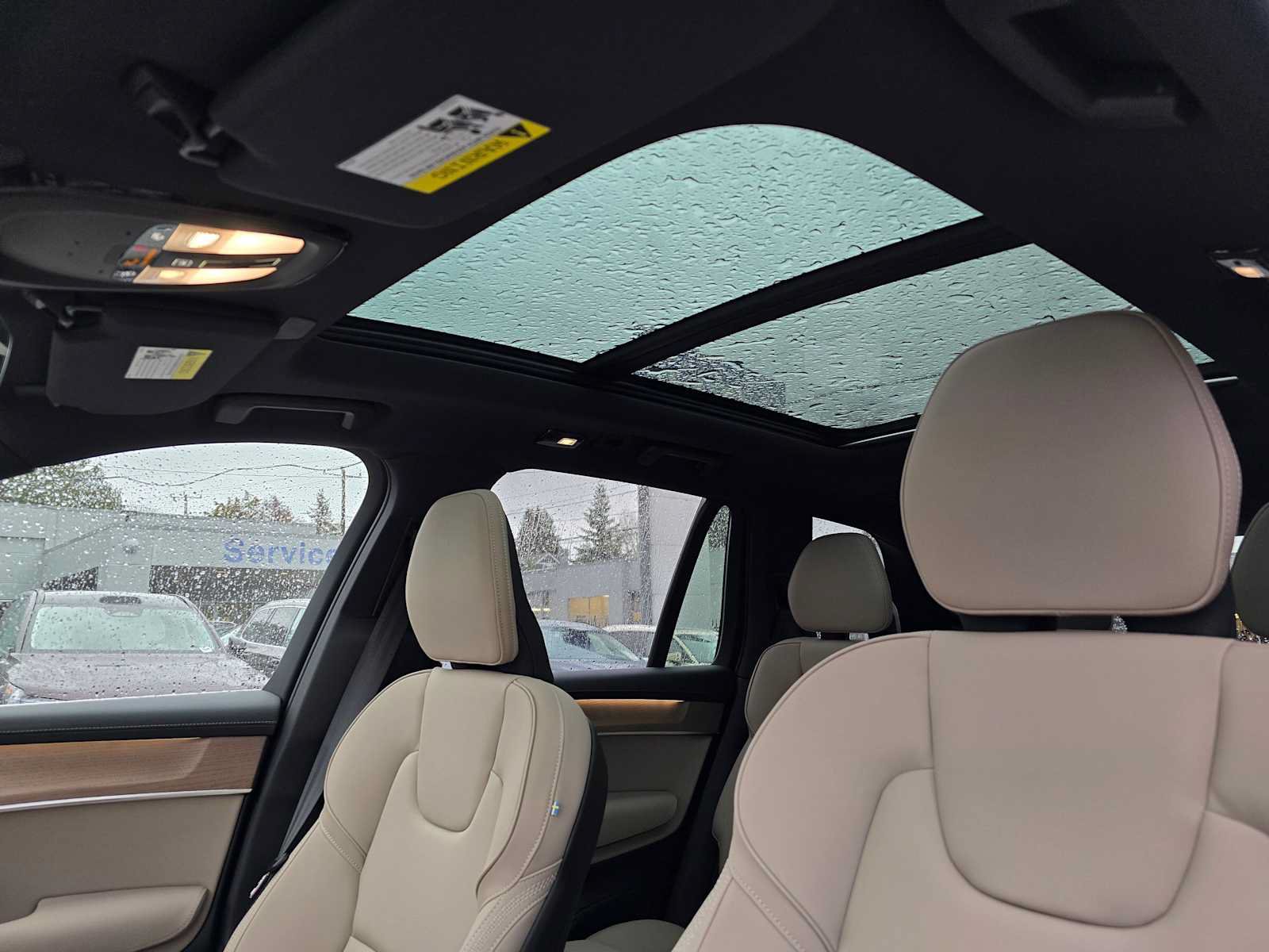 New 2026 Volvo XC90 B6 Plus w/ Protection Package Premier AWD/4WD image 22