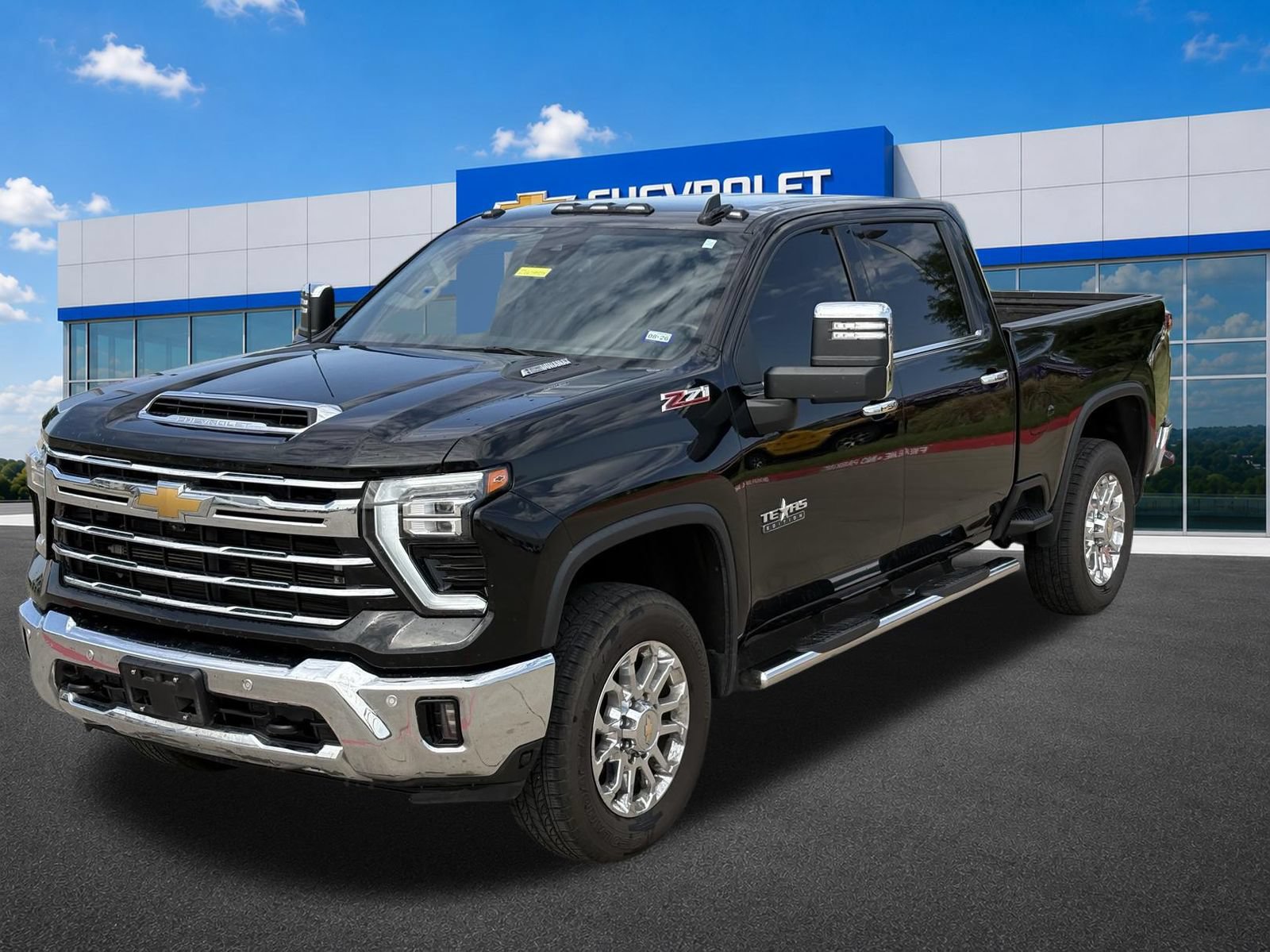 Used 2024 Chevrolet Silverado 2500 LTZ w/ LTZ Texas Edition AWD/4WD image 13