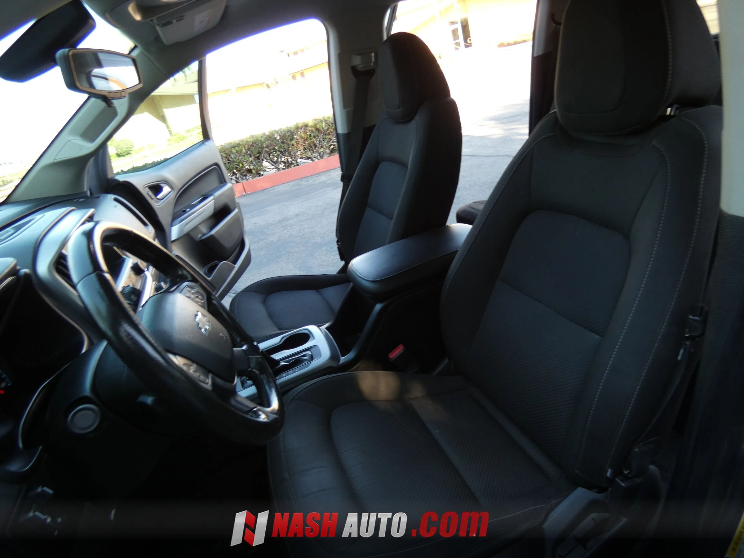 Used 2018 Chevrolet Colorado LT RWD image 50