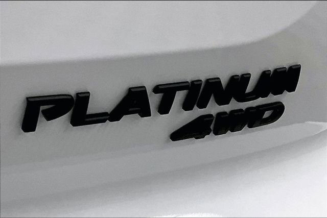 New 2025 Nissan Pathfinder Platinum w/ Lighting Package (N93) AWD/4WD image 19