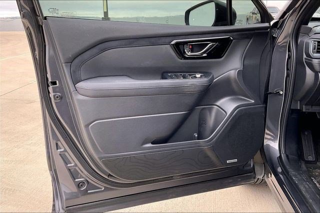 Used 2025 Subaru Forester Limited w/ Popular Package #2 image 28