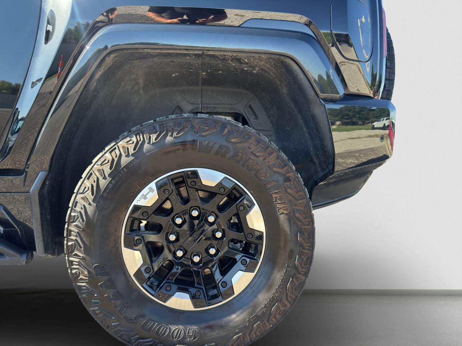 Used 2024 GMC Hummer EV 3X w/ Extreme Off-Road Package AWD/4WD image 22