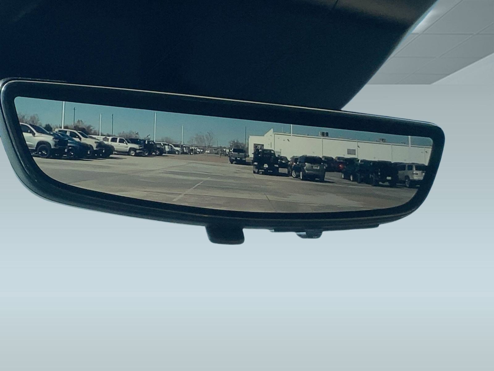 Used 2023 Cadillac Escalade ESV Premium Luxury w/ Performance Package image 17