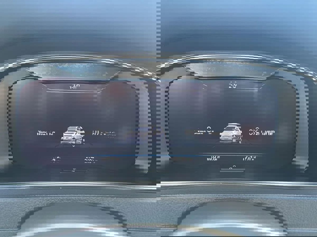 Used 2019 Volkswagen e-Golf SEL Premium image 28