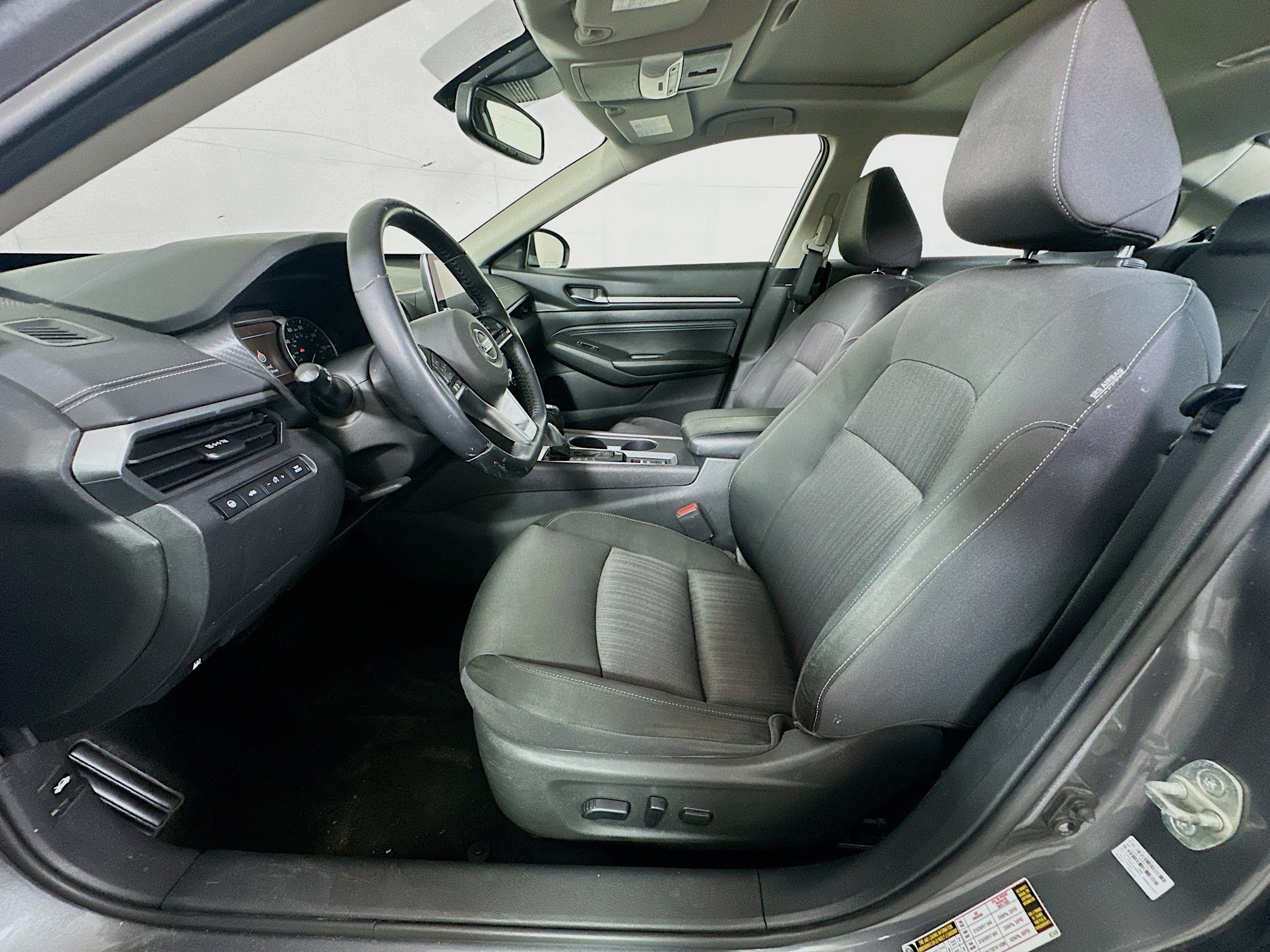 Used 2019 Nissan Altima 2.5 SV FWD image 13