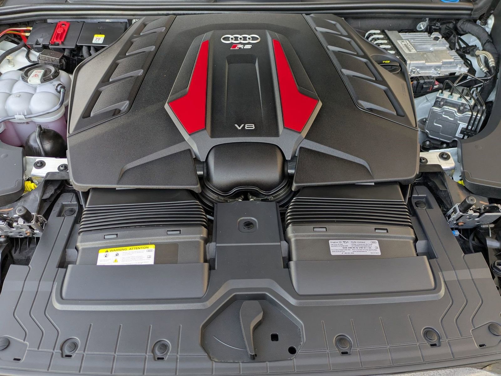 New 2025 Audi RS Q8 performance AWD/4WD image 23