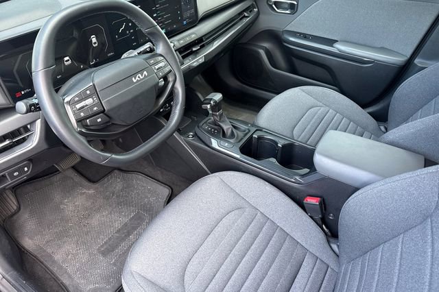 Certified 2025 Kia K4 EX FWD image 12