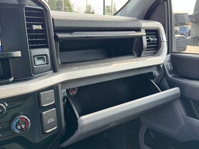 Used 2024 Ford F350 XLT AWD/4WD image 49