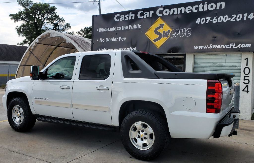 Used 2011 Chevrolet Avalanche LS RWD image 8