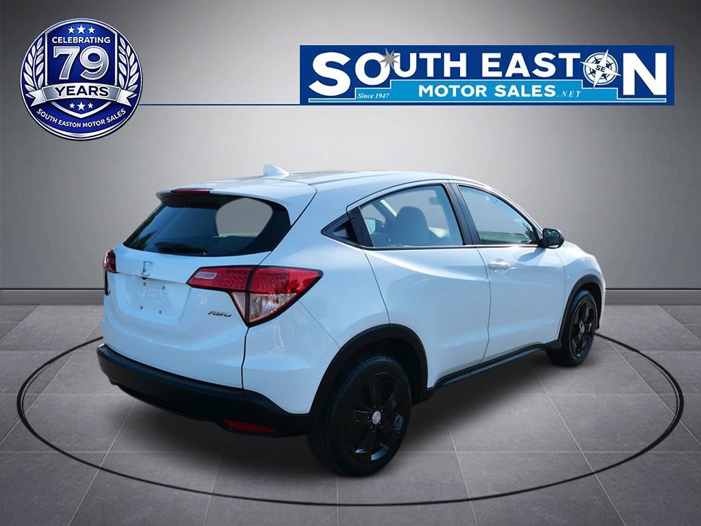 Used 2016 Honda HR-V LX image 6