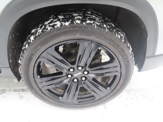 Used 2024 GMC Acadia Elevation w/ Black Edition image 15