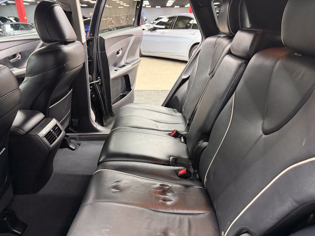 Used 2014 Toyota Venza XLE w/ XLE Premium Package FWD image 39