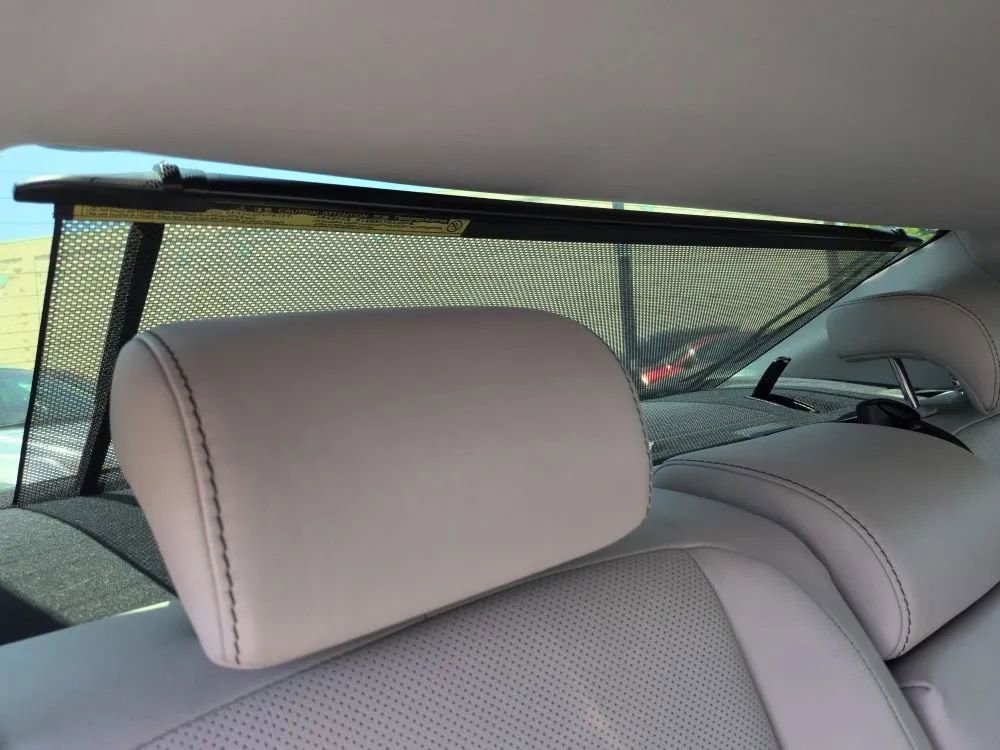 Used 2015 Lexus ES 300h image 16